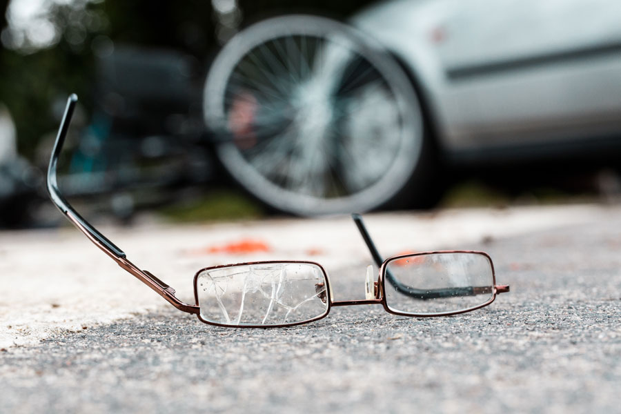 Assurance et lunettes cassées